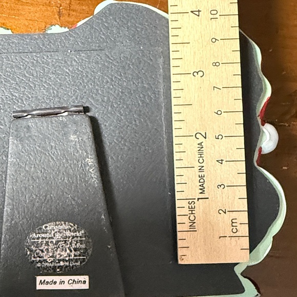 House of Lloyd 1998 Santa Photo Frame holds 3 1/2”x 3 1/2” photo - Picture 7 of 7